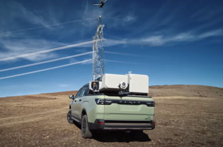 DJI Dock 3 montiert auf Pick up