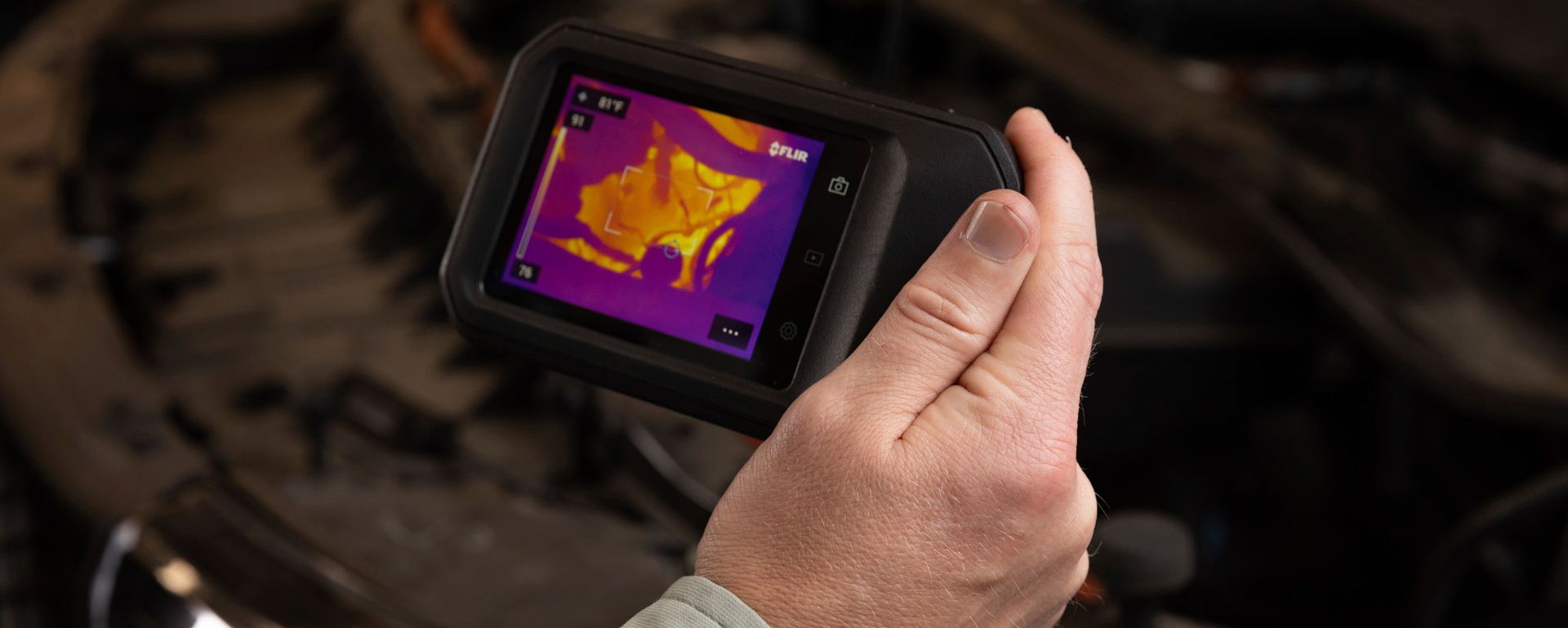 FLIR C8